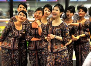 cheap flights from singapore june 2018-singapore airlines cabin crews
